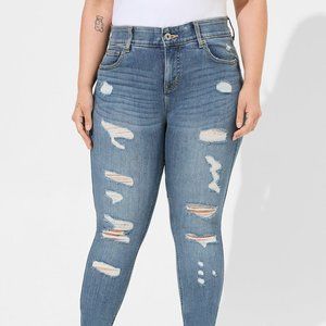 Torrid Bombshell Skinny Premium Stretch 28 R